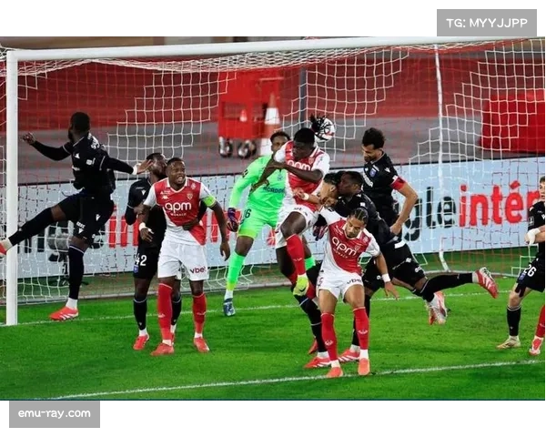 战术看点:布雷斯特的铁桶阵能否挡住里尔的快速穿插